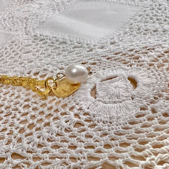 Handmade 18K Gold Plated Chain with Brass & Freshwater Pearl Pendant Necklace - Picture 4 of 6